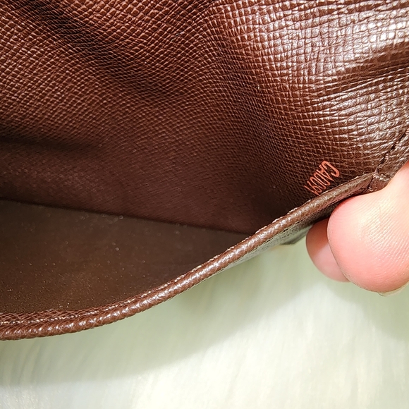 Louis Vuitton Pocket Agenda Cover - Picture 10 of 10